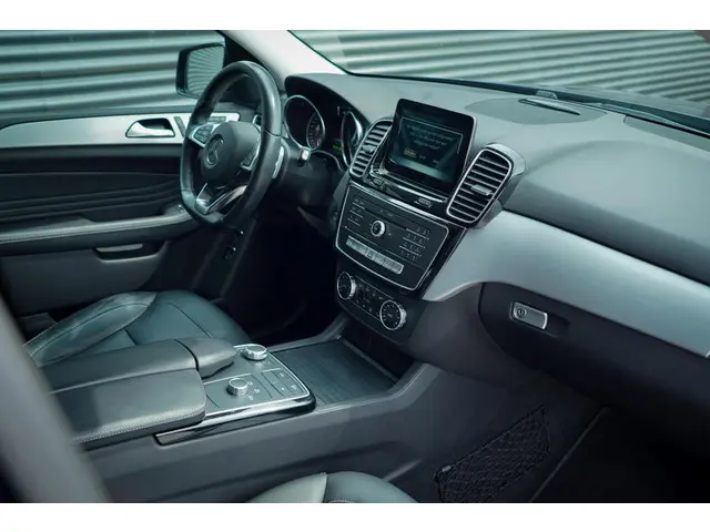 Mercedes-Benz GLE 500 e 4MATIC 2016 Hybride Benzine 7