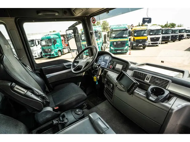 MAN TGS 32 360 BB+ LIEBHERR 9m3 2016 Diesel 19