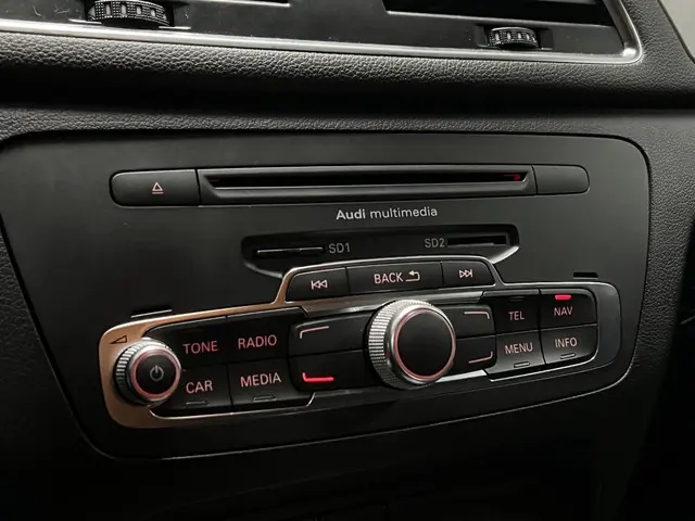 Audi Q3 2.0 TFSI quattro Pro Line 2014 Benzine 28