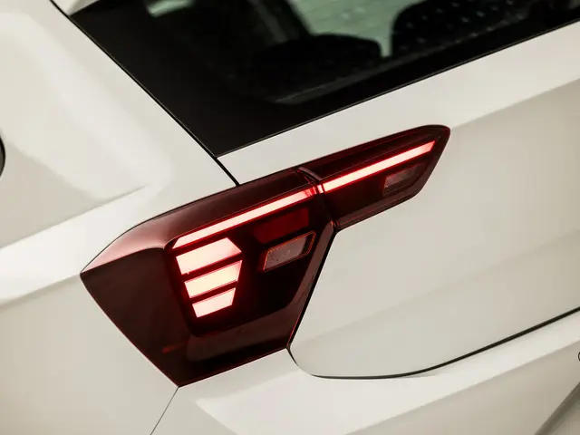 Volkswagen Polo 1.0 Sportline 2023 Benzine 25