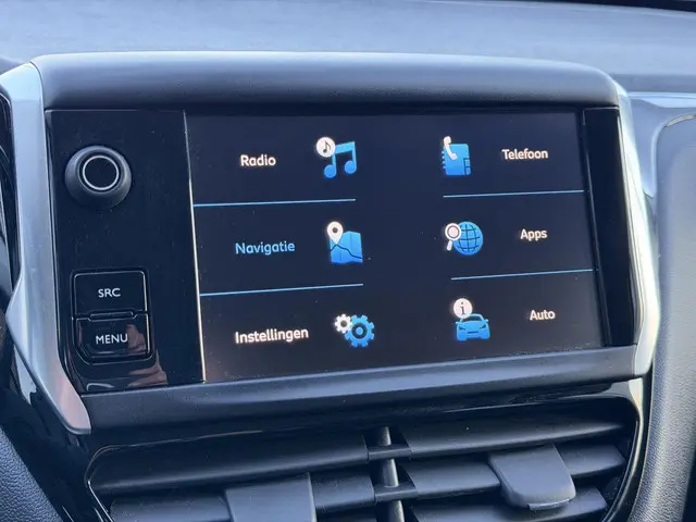 Peugeot 208 1.2 PureTech Signature 2018 Benzine 14