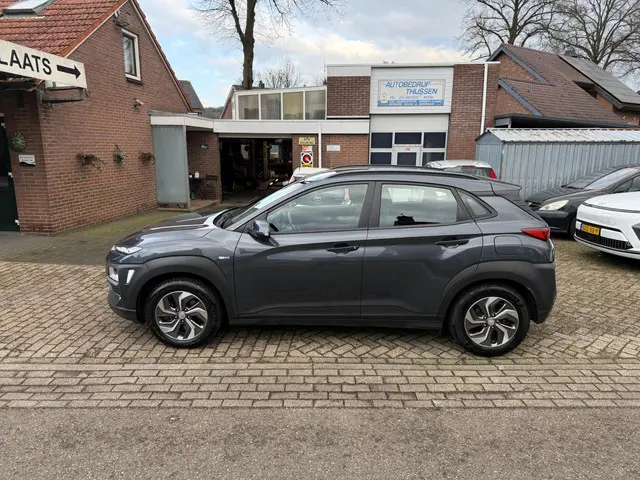 Hyundai Kona 1.6 GDI HEV Comfort 2021 Hybride Benzine 13