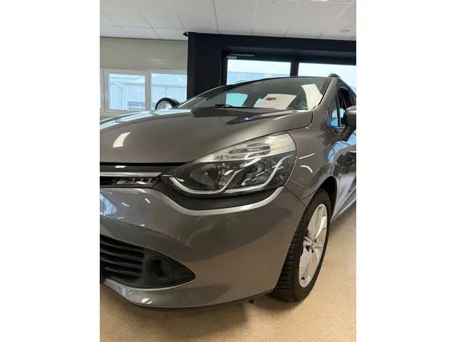 Renault Clio Estate 0.9 TCe Expression 2016 Benzine 3