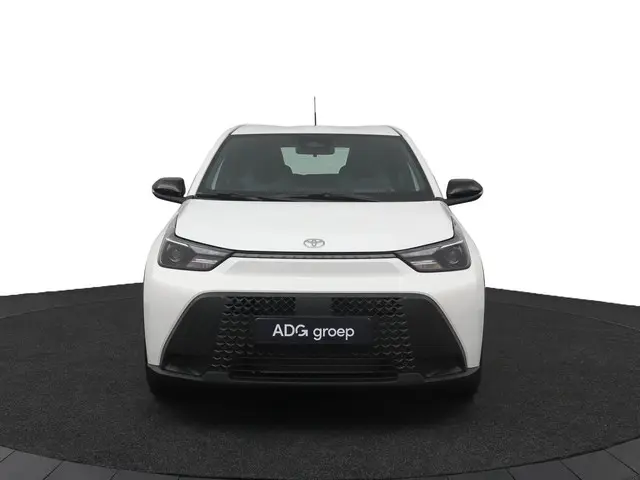 Toyota Aygo X Hybrid 115 play 2026 Hybride Benzine 16