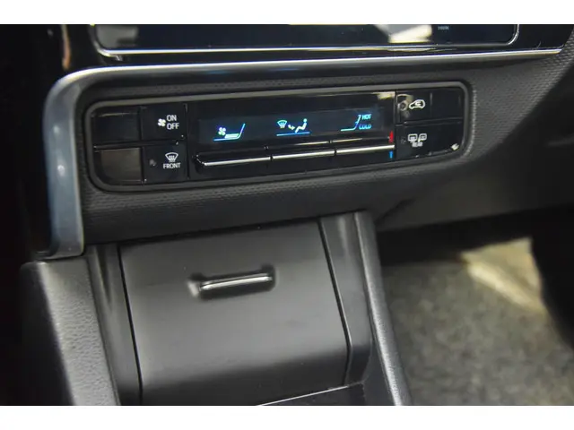Toyota Auris 1.3 Comfort + TREKHAAK 2016 Benzine 14