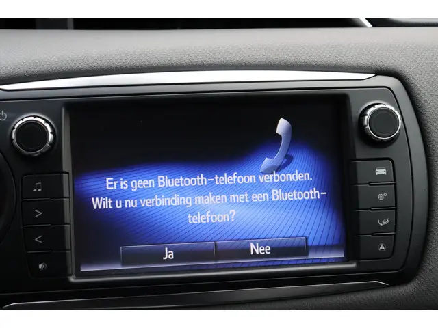 Toyota Yaris 1.5 Hybrid Trend 2017 Hybride Benzine 22