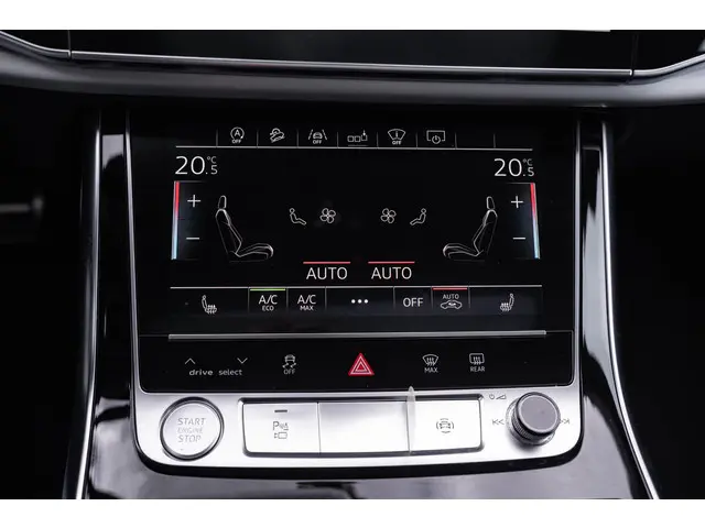 Audi Q8 55 TFSI quattro 2019 Benzine 78