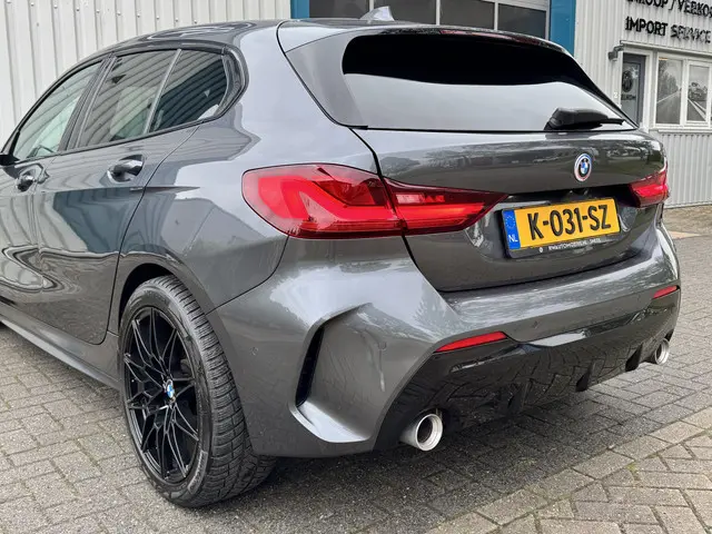 BMW 1 Serie 118d M-Pakket / Virtual / 2019 Diesel 7