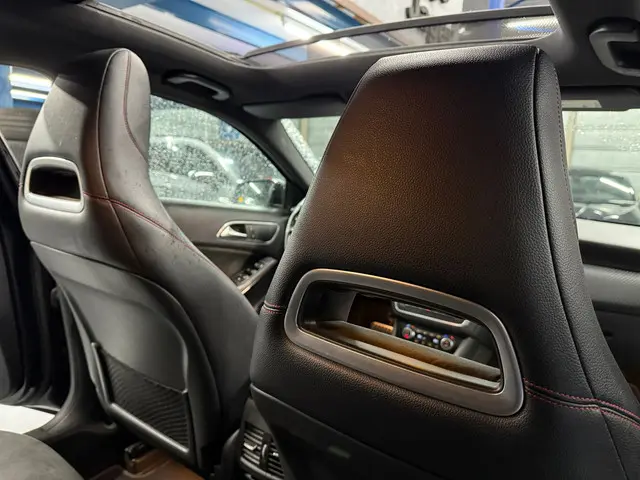 Mercedes-Benz A-Klasse 250 Sport Prestige 2015 Benzine 48