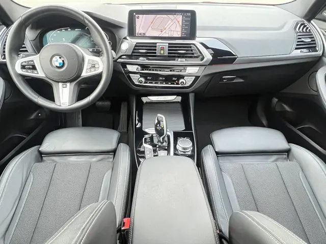 BMW X3 xDrive30e X-Line 2021 Hybride Benzine 9