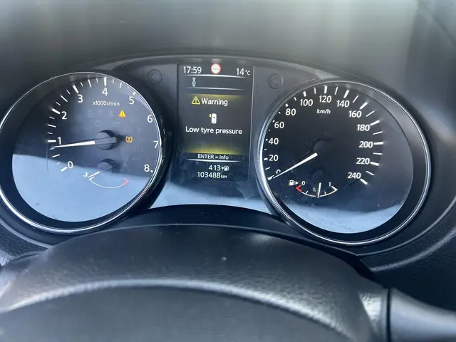 Nissan QASHQAI 1.2 Visia 2015 Benzine 11