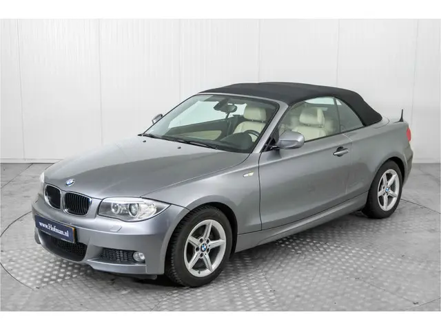 BMW 1 Serie Cabrio 120i High Executive 2012 Benzine 51
