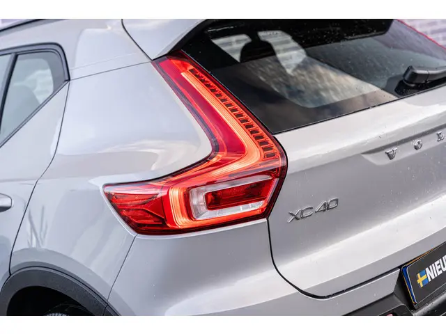 Volvo XC40 2.0 B4 Plus Dark 2024 Benzine 11