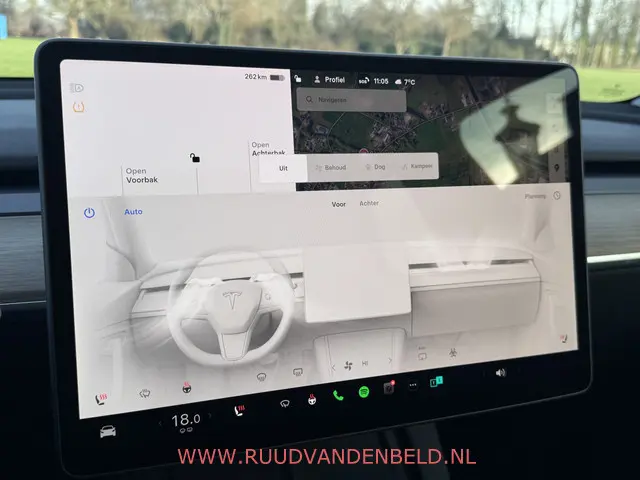 Tesla Model Y RWD LFP 60KWH 2022 Elektrisch 25