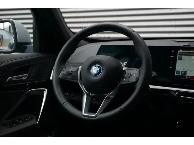 BMW iX1 xDrive30 2024 Elektrisch 23
