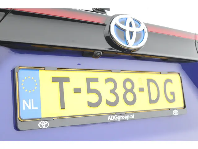 Toyota Yaris Cross 1.5 Hybrid 2023 Hybride Benzine 36