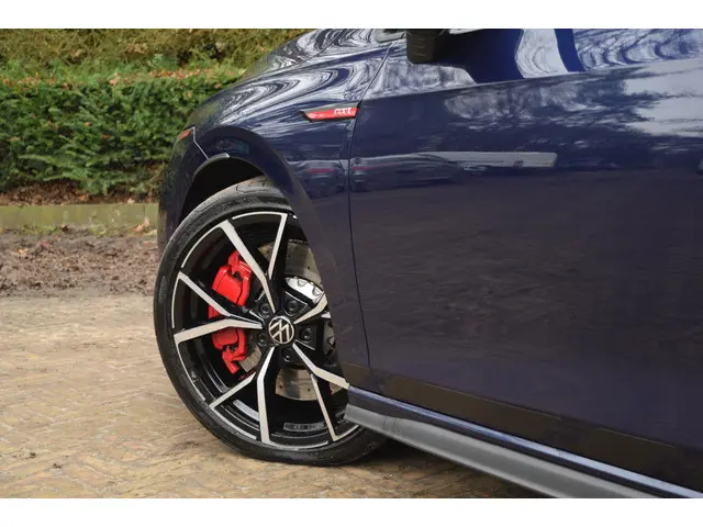Volkswagen Golf 2.0 TSI GTI 2022 Benzine 16