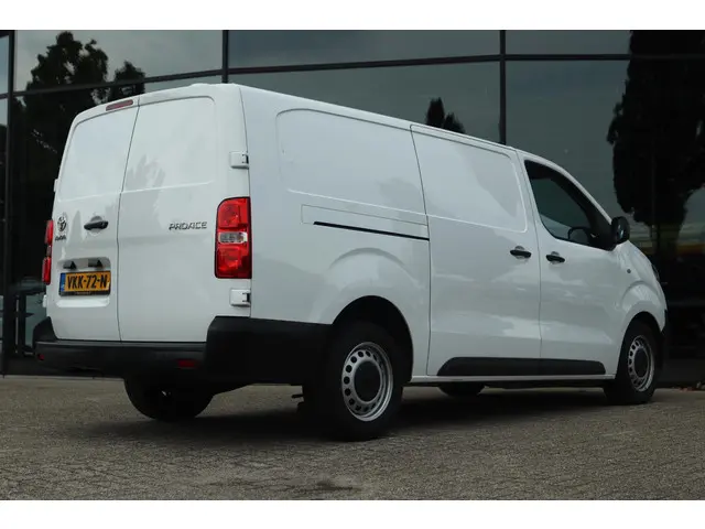 Toyota ProAce WORKER 2.0 D-4D NAVIGATOR LONG 2021 Diesel 2