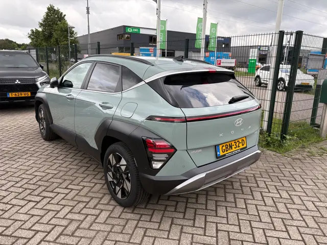 Hyundai Kona 1.6 GDI HEV Premium 2024 Hybride Benzine 2