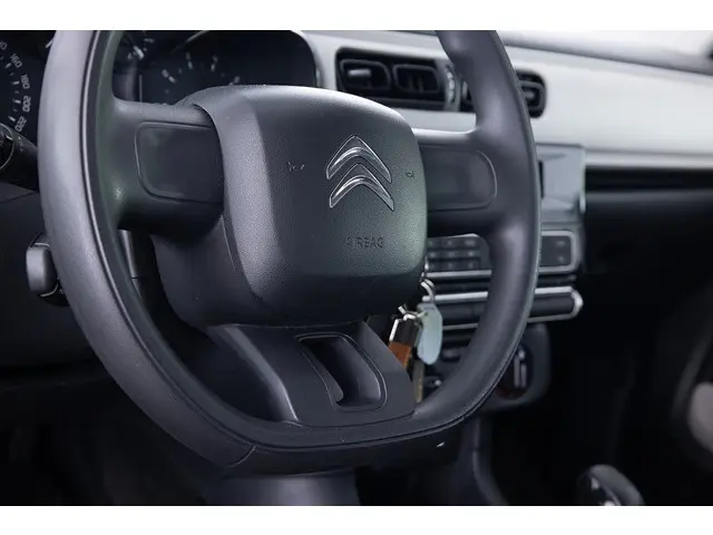 Citroën C3 1.2 PureTech Live 2018 Benzine 8