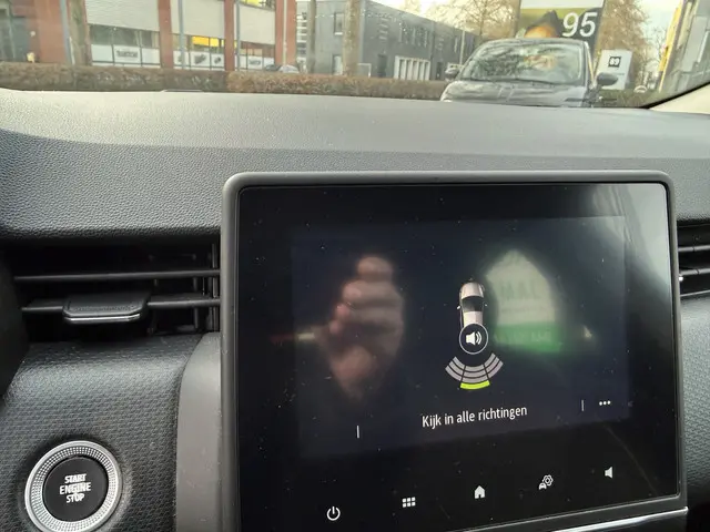 Renault Clio 1.0 TCe Intens 2020 Benzine 17