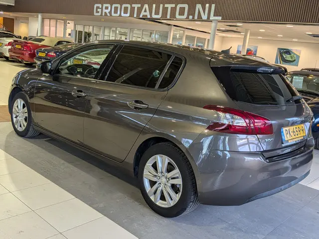 Peugeot 308 1.2 VTi Blue Lease 2013 Benzine 3