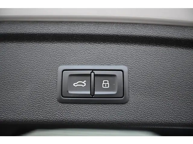 Audi A3 Sportback 35 TFSI S-Line 2021 Benzine 36