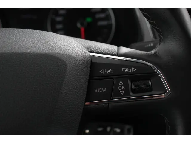 SEAT Leon ST 1.5 TSI 150pk DSG Style 2020 Benzine 16