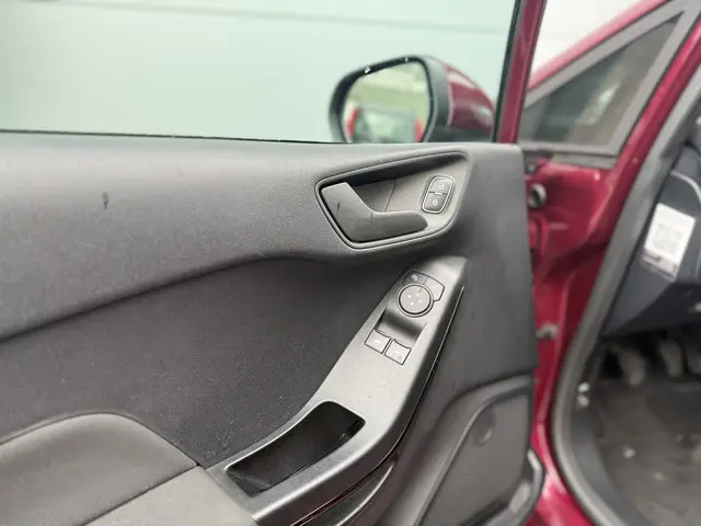 Ford Fiesta 1.0 EcoBoost Connected 2022 Benzine 12