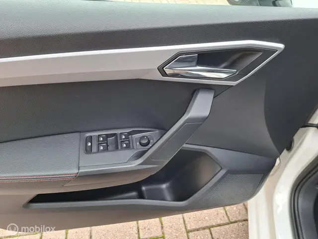 SEAT Ibiza 1.0 TSI FR Business Intense 2019 Benzine 14
