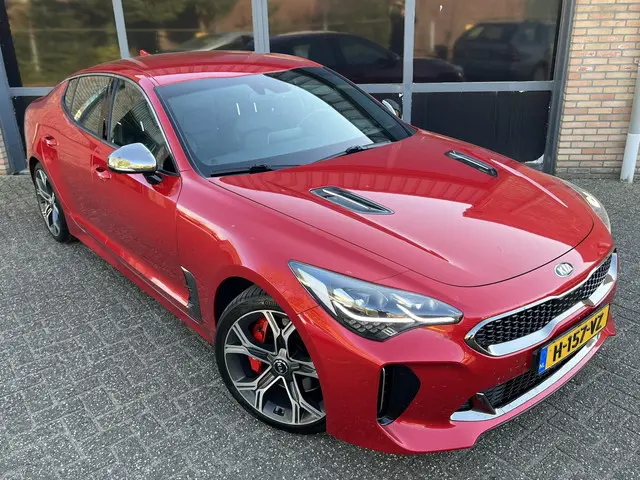 Kia Stinger 3.3 V6 T-GDI AWD GT 2019 Benzine 2