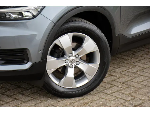 Volvo XC40 1.5 T3 Inscription 2018 Benzine 19