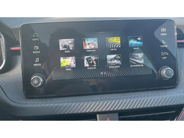 Škoda Kamiq 1.0 TSI Monte Carlo 2024 Benzine 22