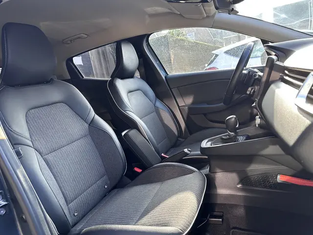 Renault Clio 1.3 TCe Intens 2019 Benzine 13