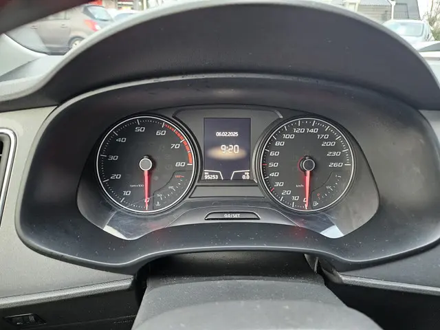 SEAT Leon 1.4 EcoTSI FR Connect 2016 Benzine 26
