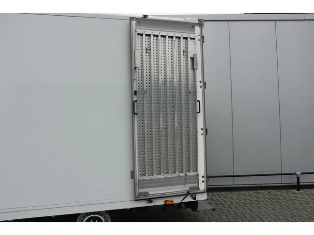 Iveco Daily hi-matic 35C14 2.3 410 2018 Diesel 21