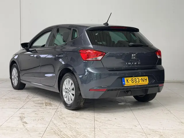 SEAT Ibiza 1.0 TSI Flex 2021 Benzine 8