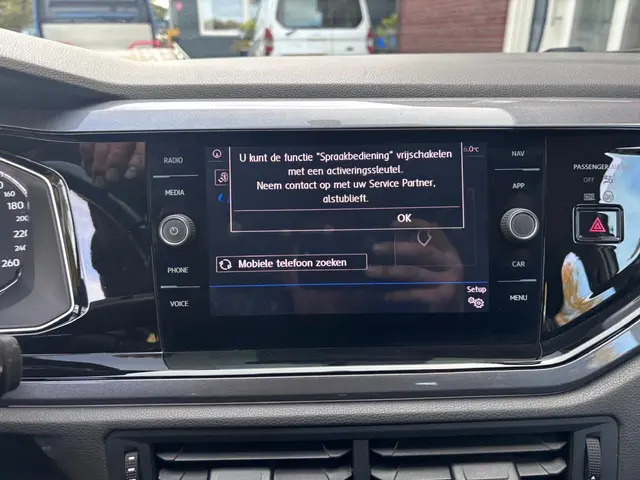 Volkswagen Polo 1.0 TSI Highline R-line 2018 Benzine 35