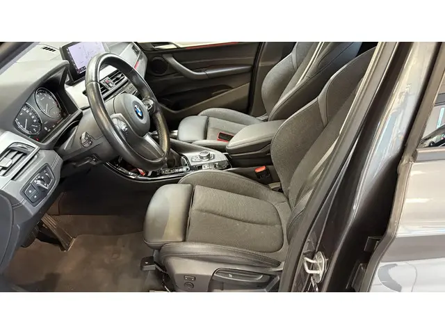 BMW X1 xDrive25e 2021 Hybride Benzine 22