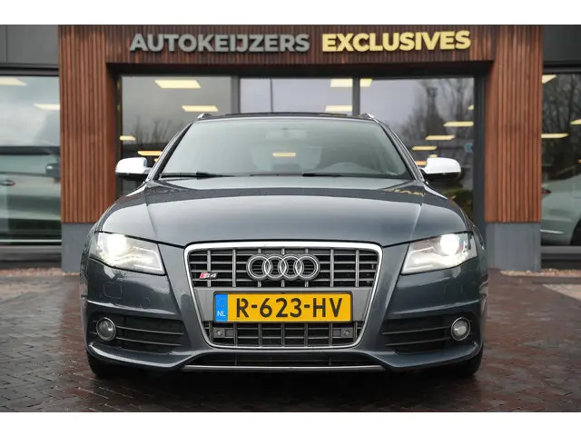 Audi A4 Avant 3.0 TFSI S4 quattro Pro Line 2013 Benzine 3