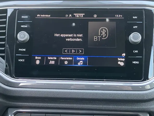 Volkswagen T-Roc 1.5 TSI Sport 2022 Benzine 28