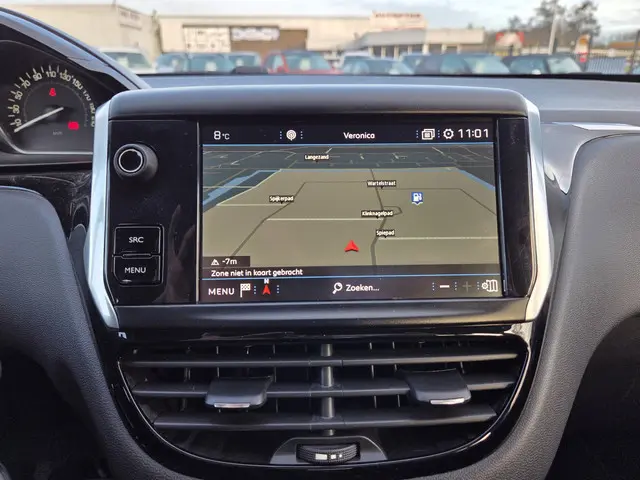 Peugeot 208 1.2 PureTech/NAVI/APPLE CARPLAY 2018 Benzine 14