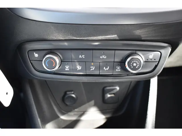 Opel Crossland 1.2 Edition 2022 Benzine 12