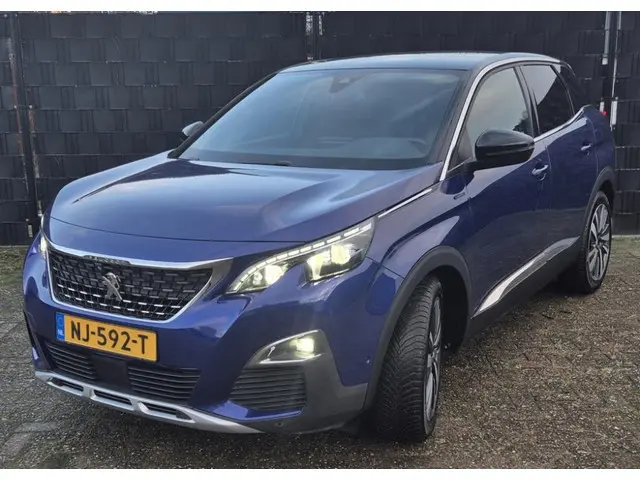 Peugeot 3008 1.2 PureTech GT Line 2017 Benzine 6