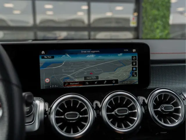 Mercedes-Benz EQB 250 AMG Line 67 kWh 2022 Elektrisch 22