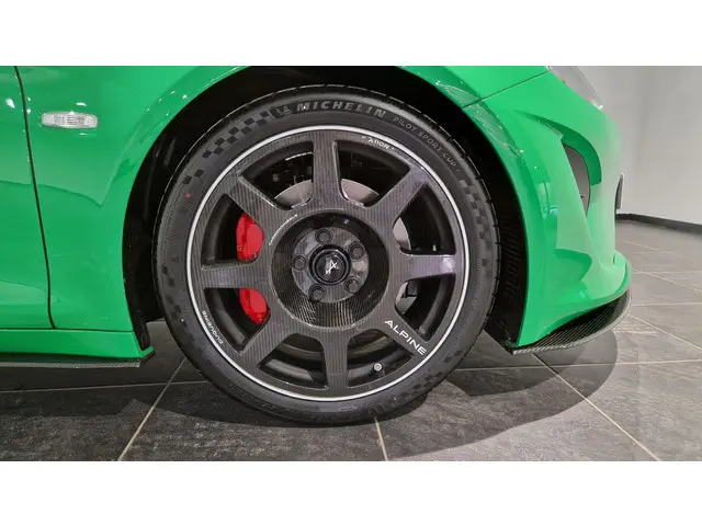 Alpine A110 1.8 Turbo R Turini 2025 Benzine 18