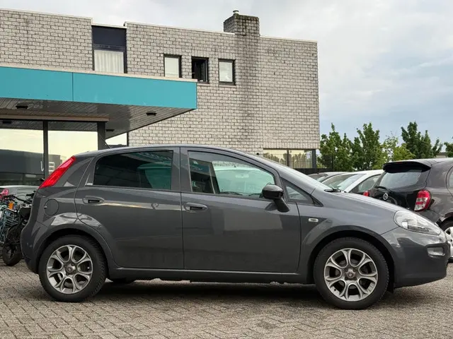 Fiat Punto Evo 0.9 TA Sempre 2017 Benzine 4