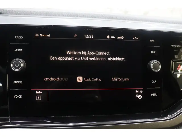 Volkswagen Polo 2.0 TSI GTI Pano ACC 2019 Benzine 23