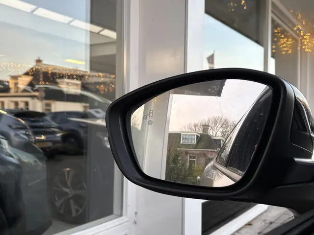 Peugeot e-2008 EV Allure 54 kWh 2023 Elektrisch 17