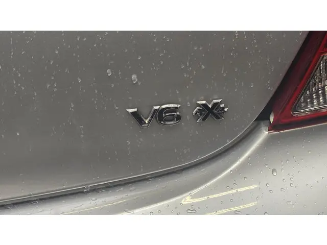 Opel Insignia 2.8 T Cosmo 4x4 2012 Benzine 10